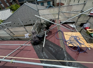 谷板金のルーフィング施工