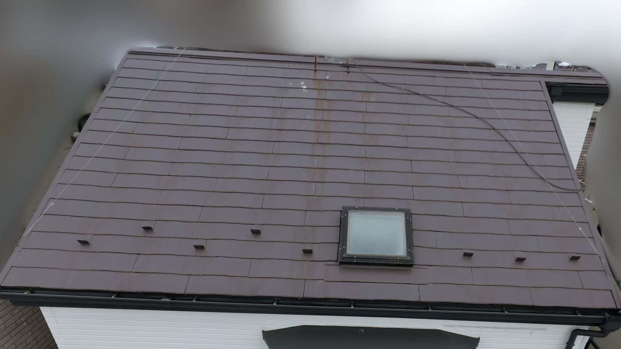 横浜市鶴見区にて屋根修理・天窓撤去〈雨漏りの心配からお問い合わせ〉の施工前写真