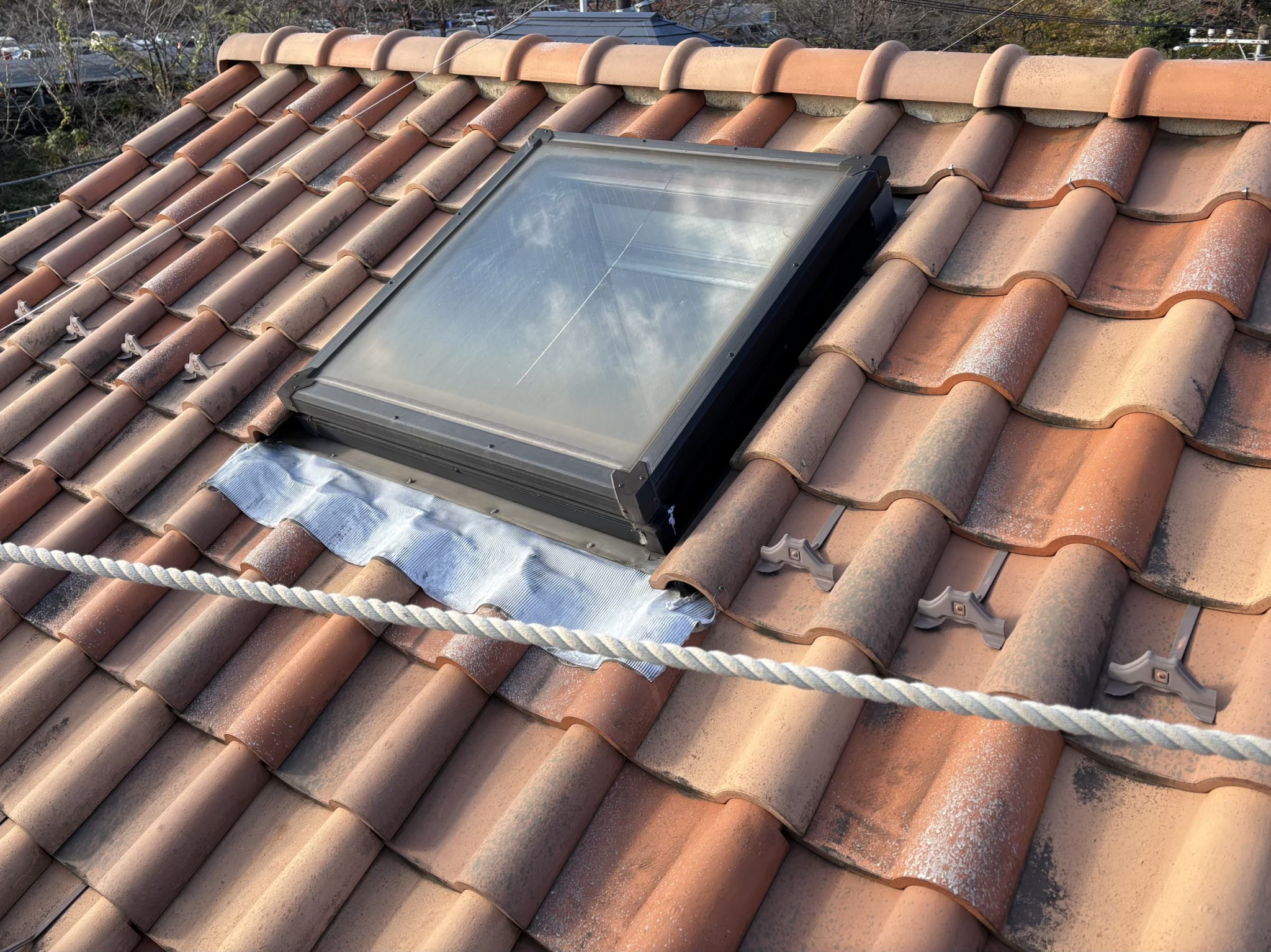 横浜市保土ヶ谷区にて天窓撤去工事の施工前写真